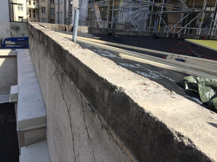 Taloyhtiön valvoja kattotyöt kokemuksella