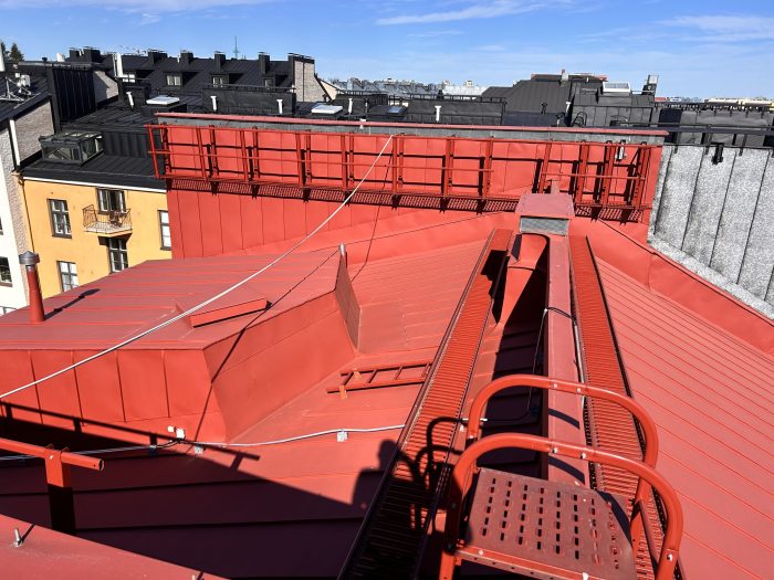 Sinkityn peltikaton ensimaalaus valvonta