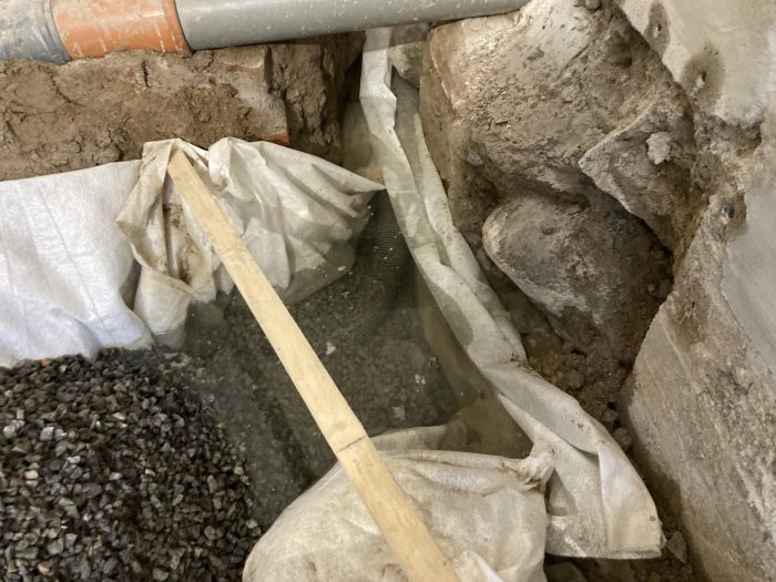 Alapohjat ja kuivatusrakenteet valvoja