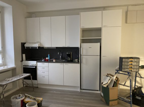 Huoneiston täydellinen peruskorjaus valvonta