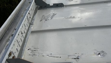 Peltikaton korjaushankkeen työmaakuva